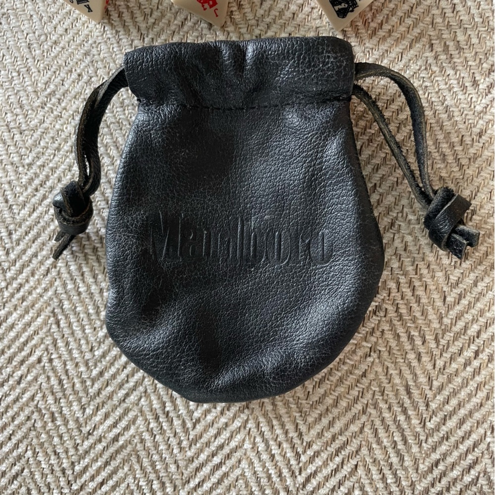 Vintage Marlboro Leather Pouch with six sided dice - Picture 3 of 5